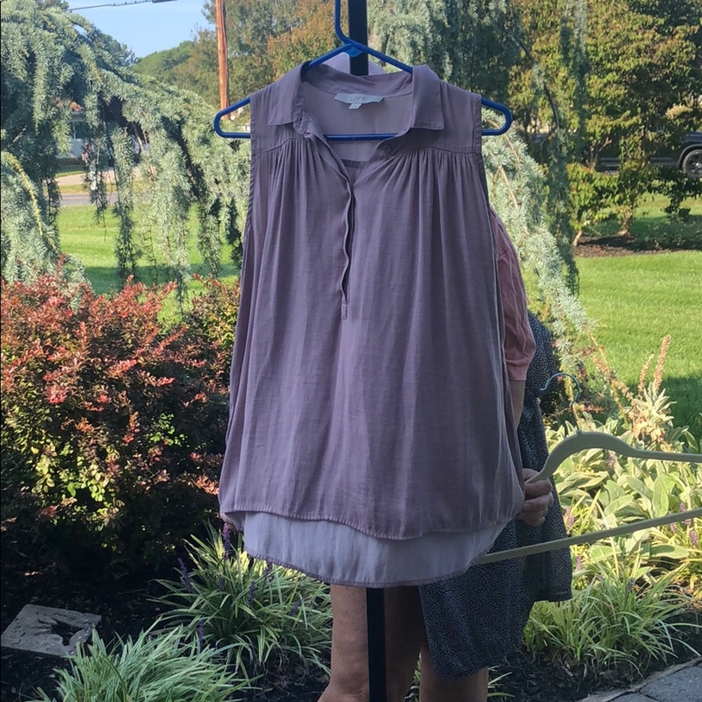 A sleeveless blouse